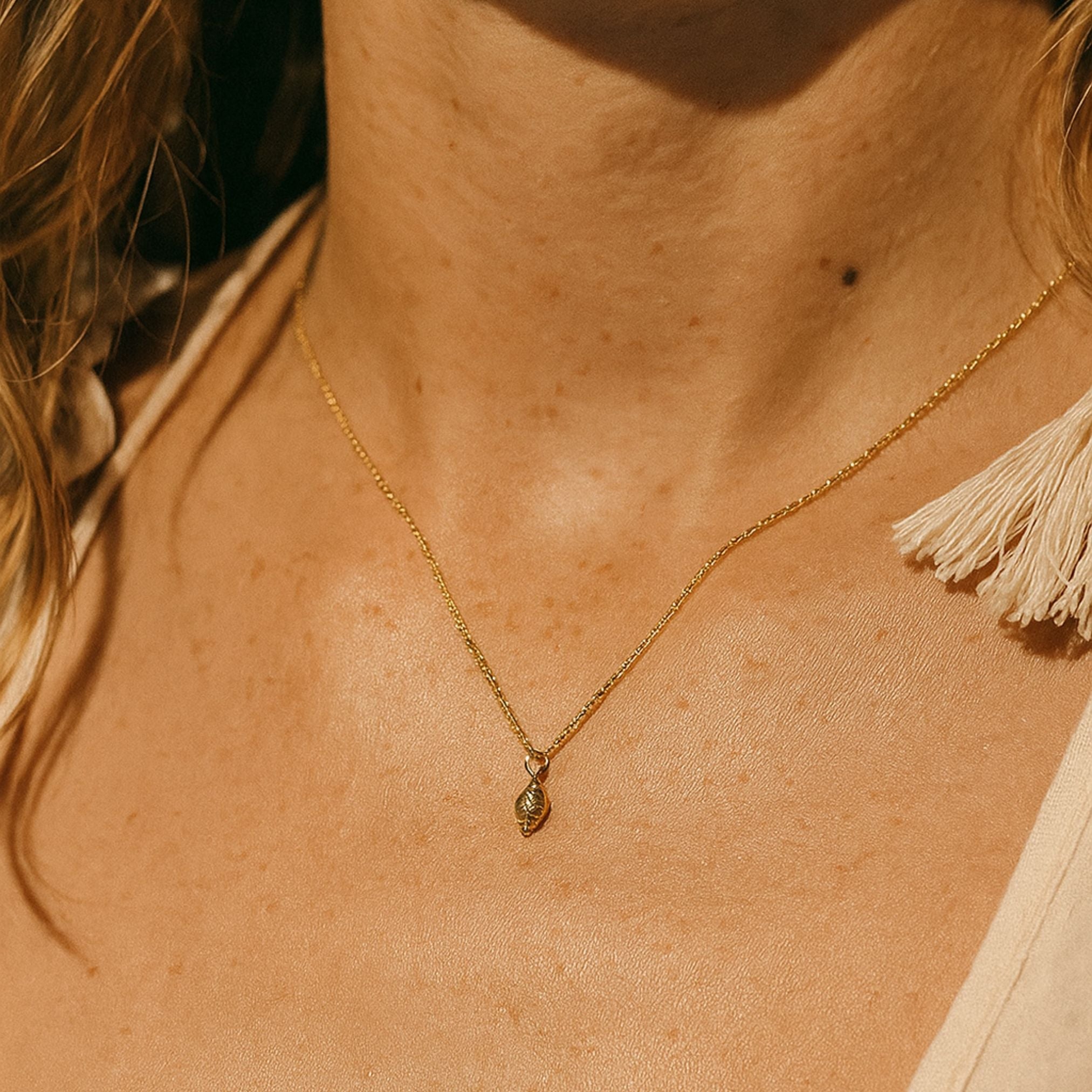 Solid Gold Mini Periwinkle Seashell Necklace - Dainty London