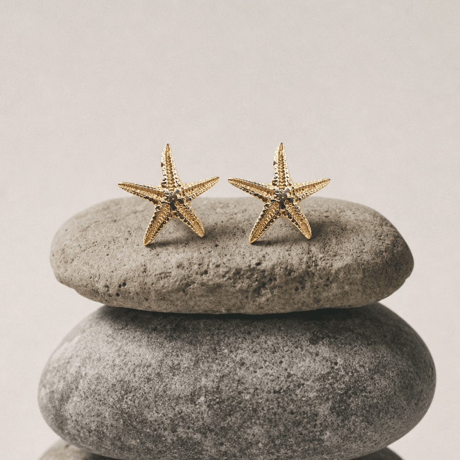 Solid 9ct Gold Starfish Stud Earrings - Dainty London