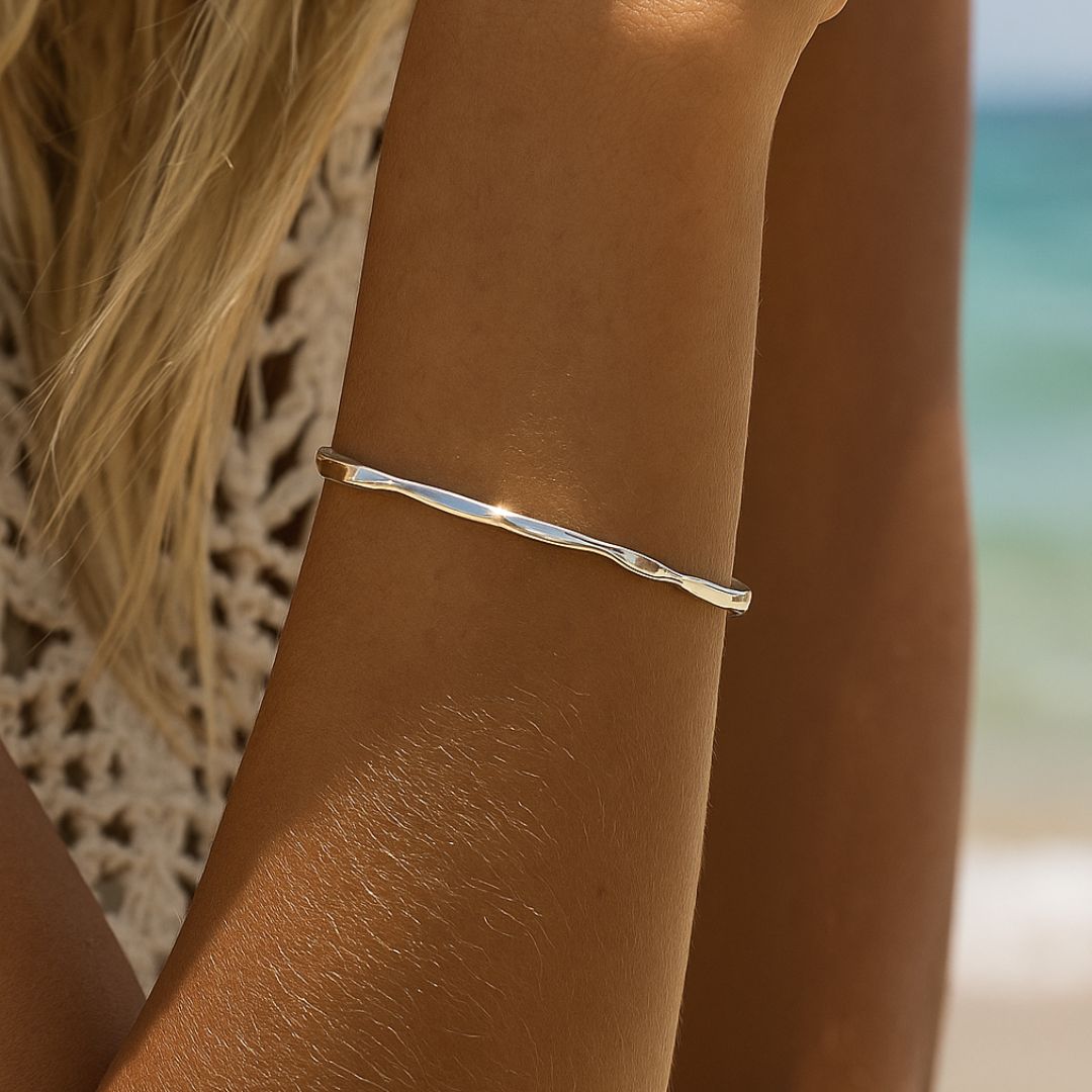 Dainty Silver Faceted Bangle - Dainty London silver bangle, dainty sterling silver, minimalist jewellery, eco friendly jewellry, stacking bracelet, everyday silver jewelry, lightweight bangle, delicate silver bracelet, recycled silver jewellery, versatile jewellery, gift for her, modern minimalist jewelry, understated jewelry