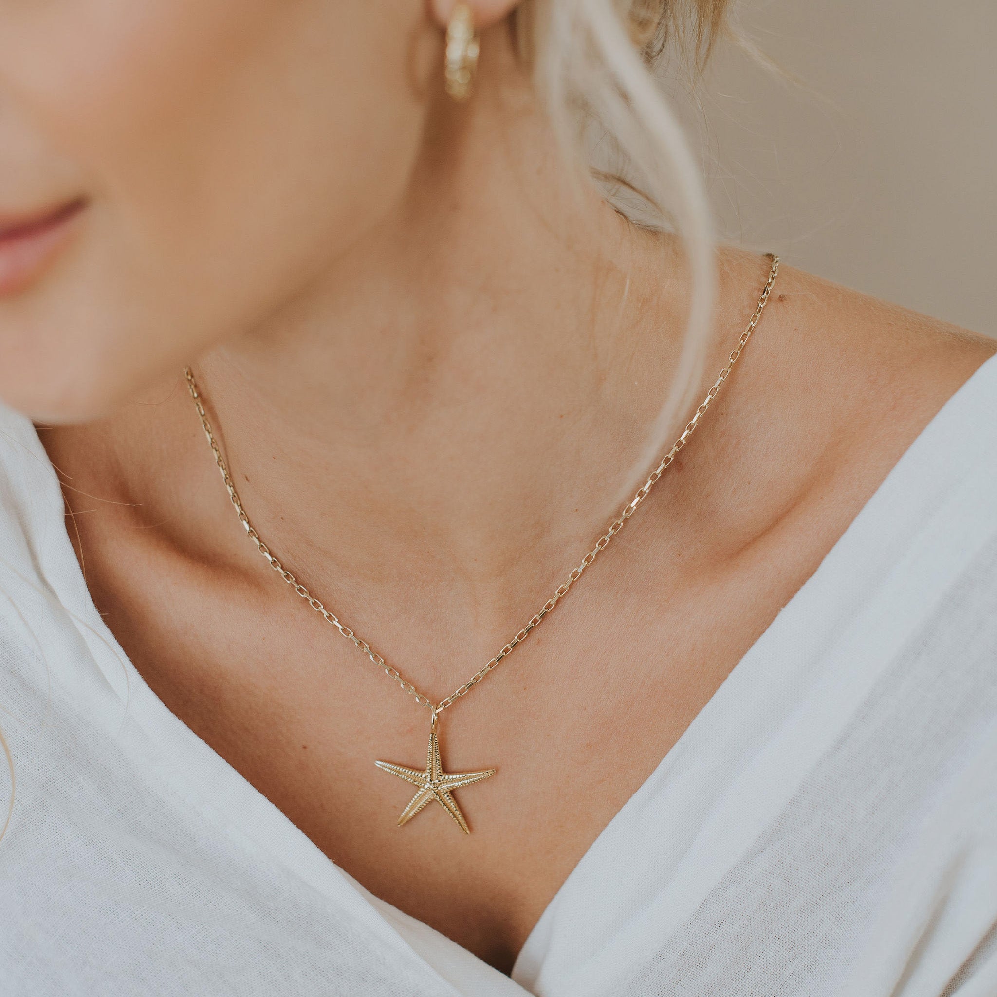 Maxi Gold Starfish Necklace - Dainty London