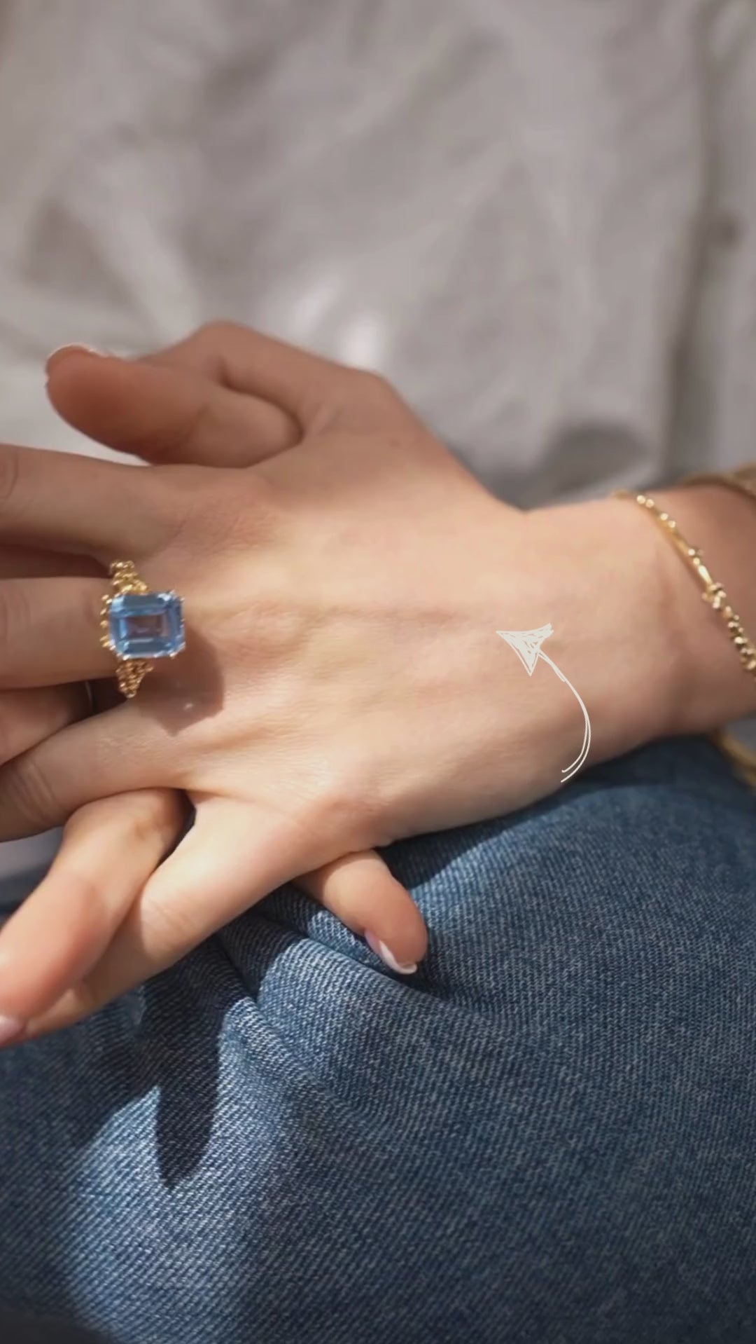 blue topaz ring, boho jewellery, organic design ring, gift for her, sterling silver ring, ocean-inspired jewellery, beach jewelry, natural gemstone ring, statement boho ring, summer jewelry, birthday gift, sea lover gift, handcrafted silver ring