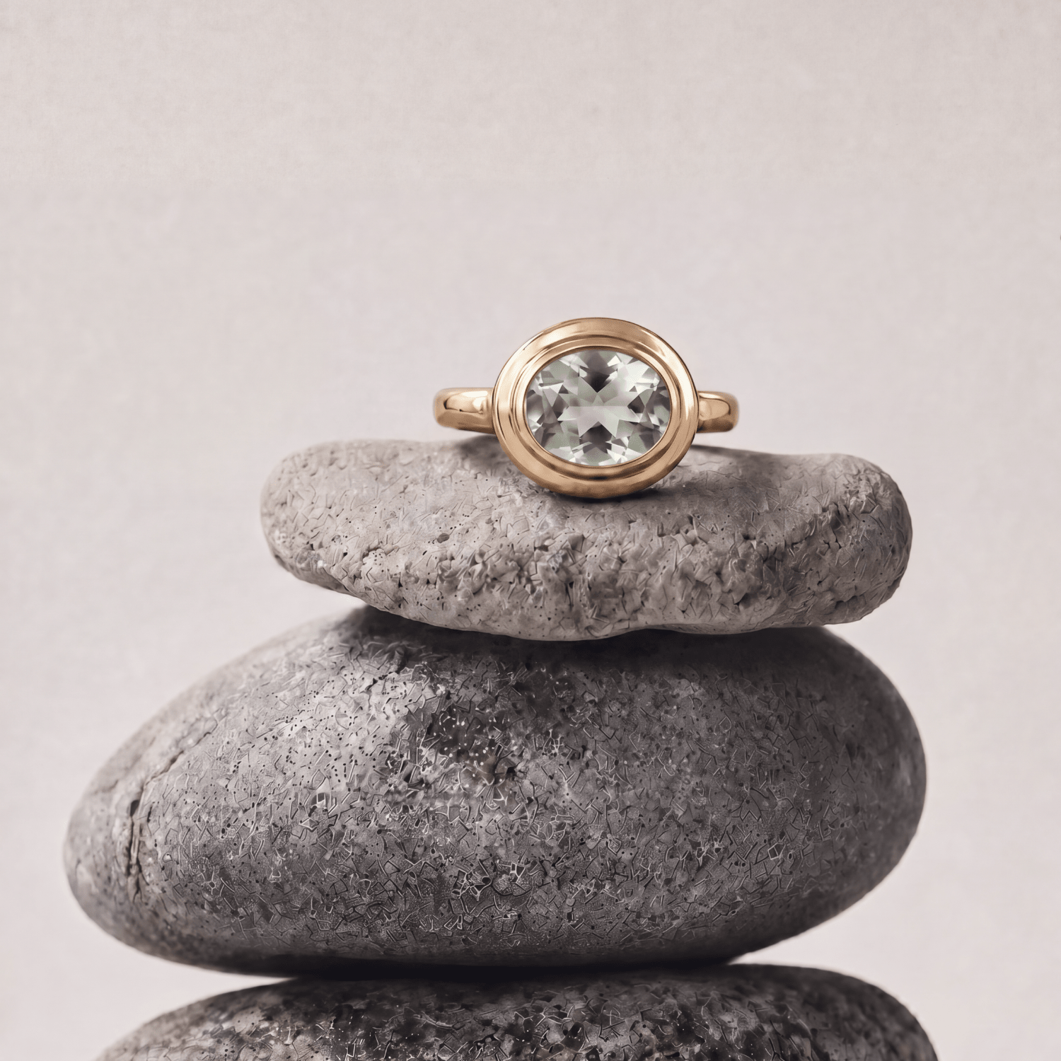 Solid gold green quartz modern ring - Margo - Dainty London