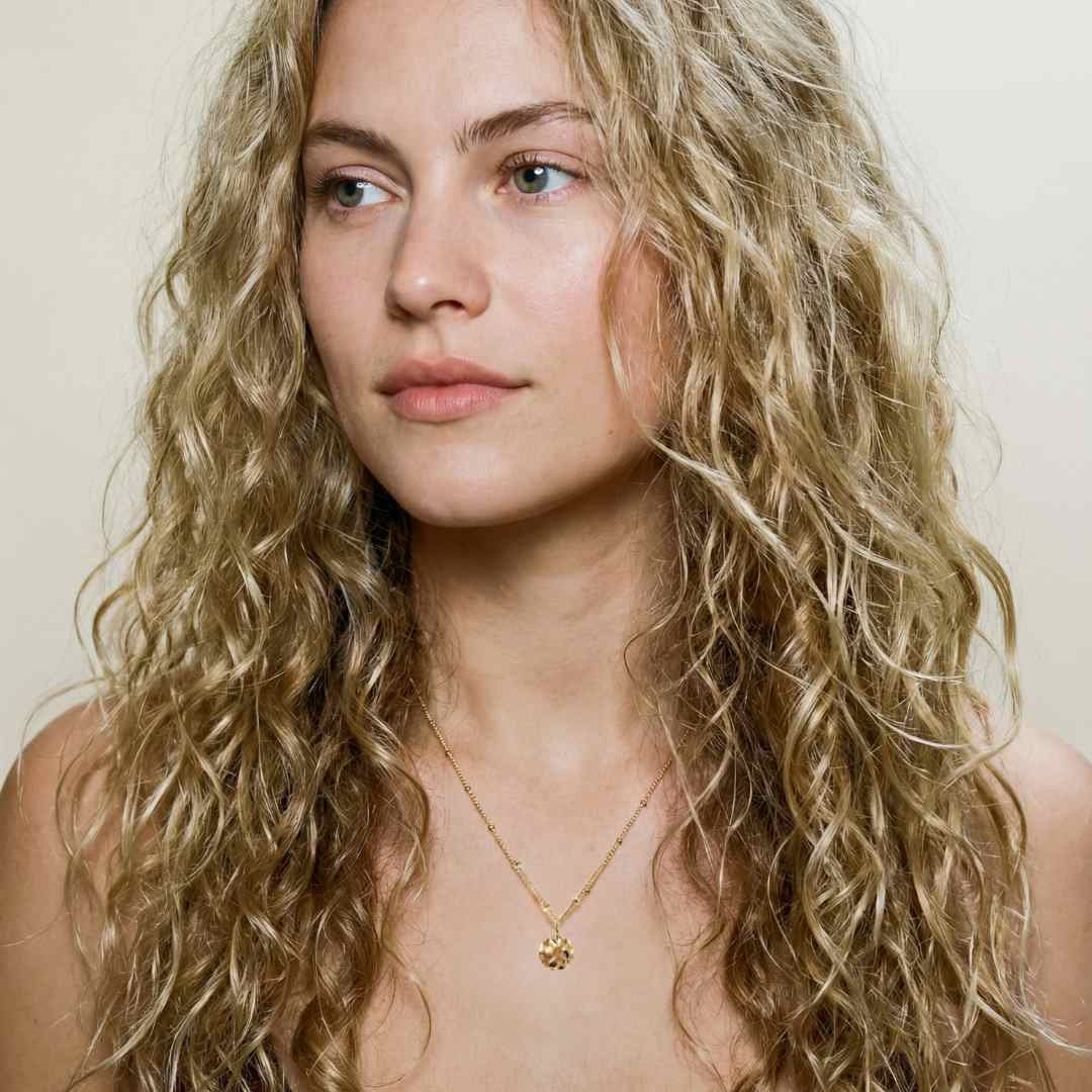 Solid Gold Hemera Necklace - Dainty London