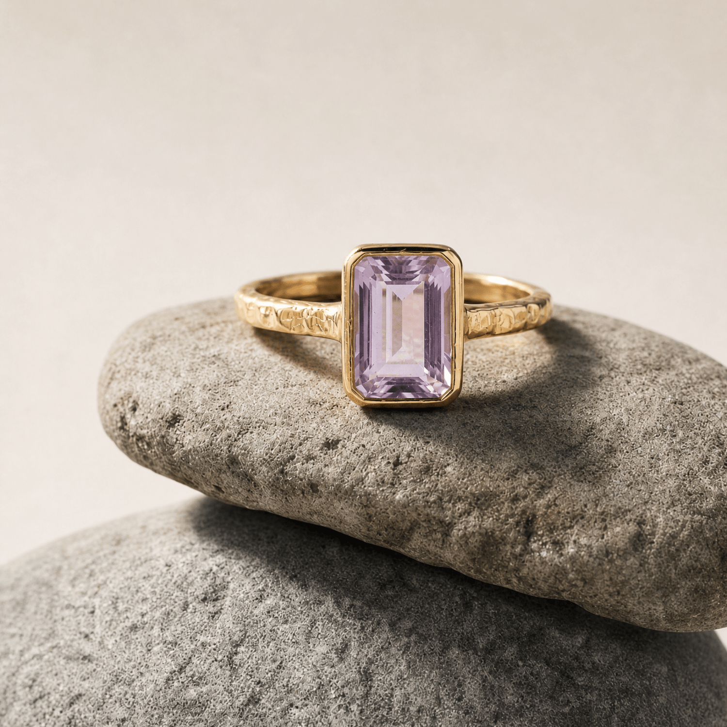 Solid Gold Tidewashed Amethyst Ring - Dainty London
