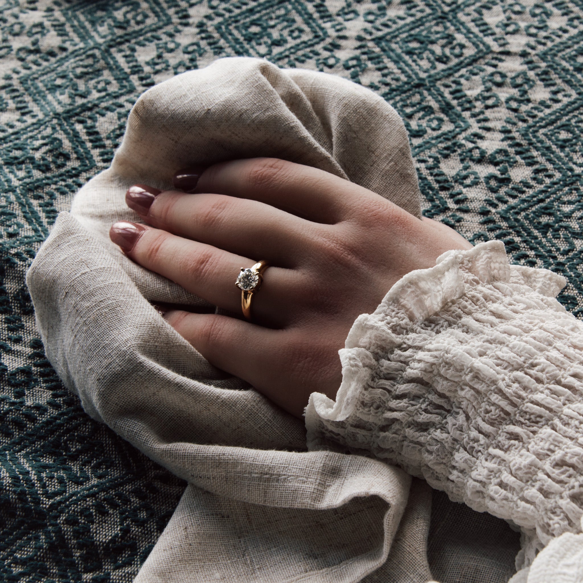 The Gold Mina Ring - Kind not mined diamonds- engagement rings uk 1000 - Dainty London