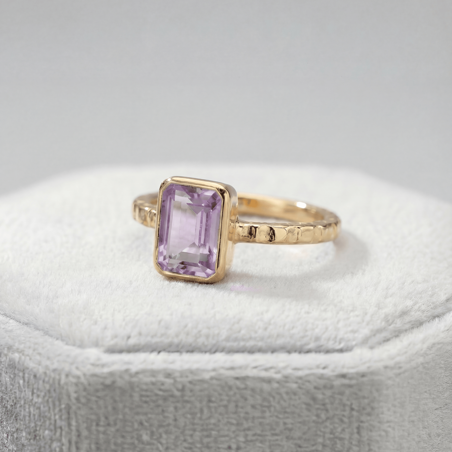 amethyst ring, ocean-inspired jewellery, rustic hammered band, boho gemstone ring, adjustable jewelry, violet gemstone ring, nature inspired gift, everyday boho ring, handcrafted amethyst, gift for her, unique gemstone ring, sea-inspired jewelry, seaside gift