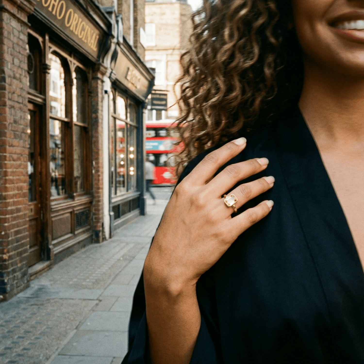 citrine gemstone ring, ocean inspired jewellery, handmade beach ring, rustic hammered band, adjustable silver ring, sunset citrine jewelry, nature lover gift, organic textured ring, boho gemstone ring, unique seaside jewelry, beach gift for her, summer jewelry gift, sunset orange ring
