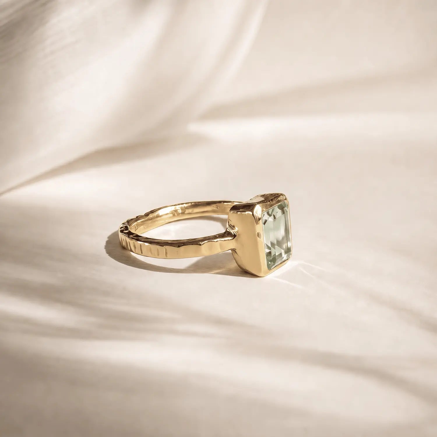 Tidewashed Green Quartz Ring - Octagonal Gemstone & Hammered Band - Rings - gold Collection - Dainty London
