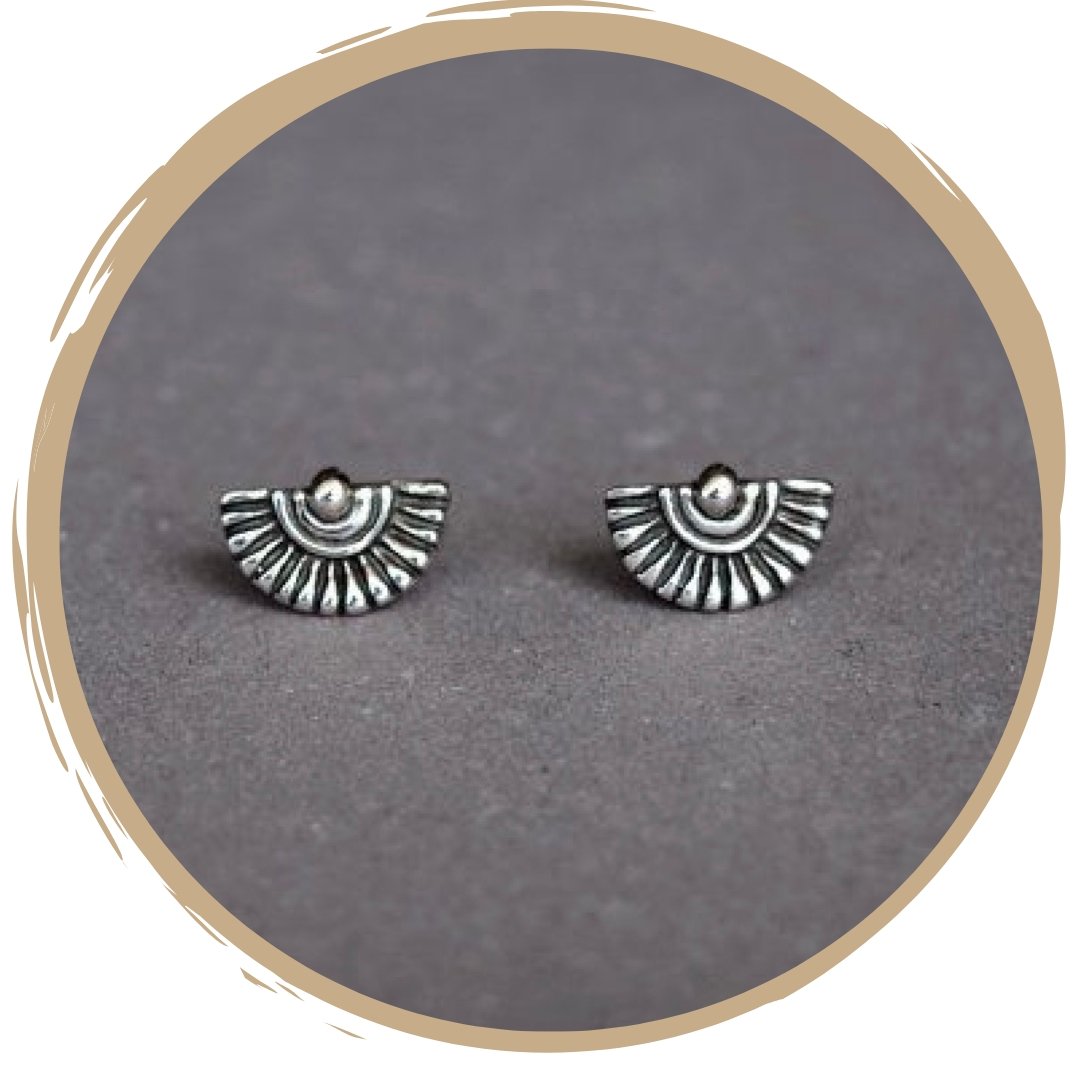Earring Making Workshop - Sunday 12th November 2023 - Dainty London