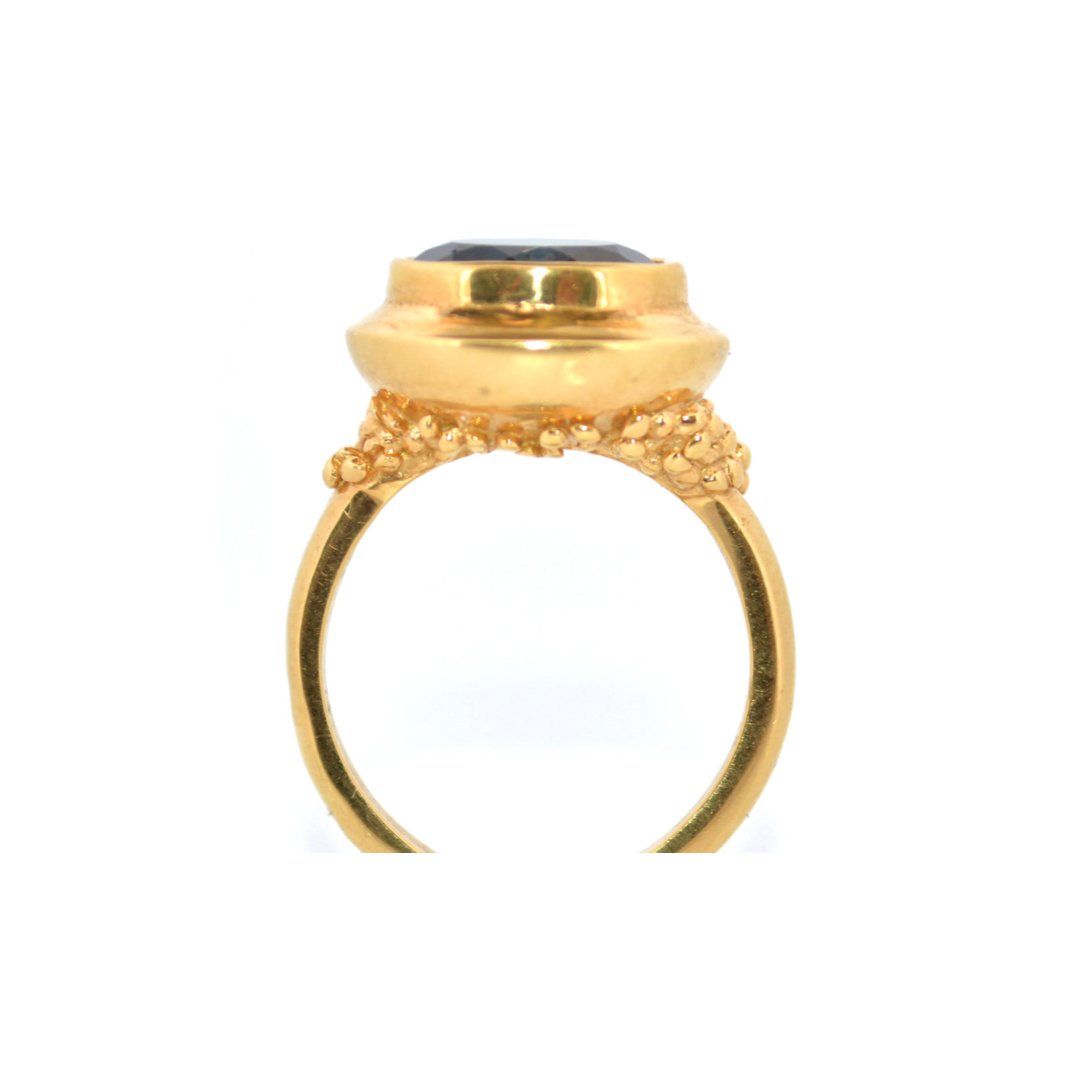 Solid Gold Calla Ring - Dainty London